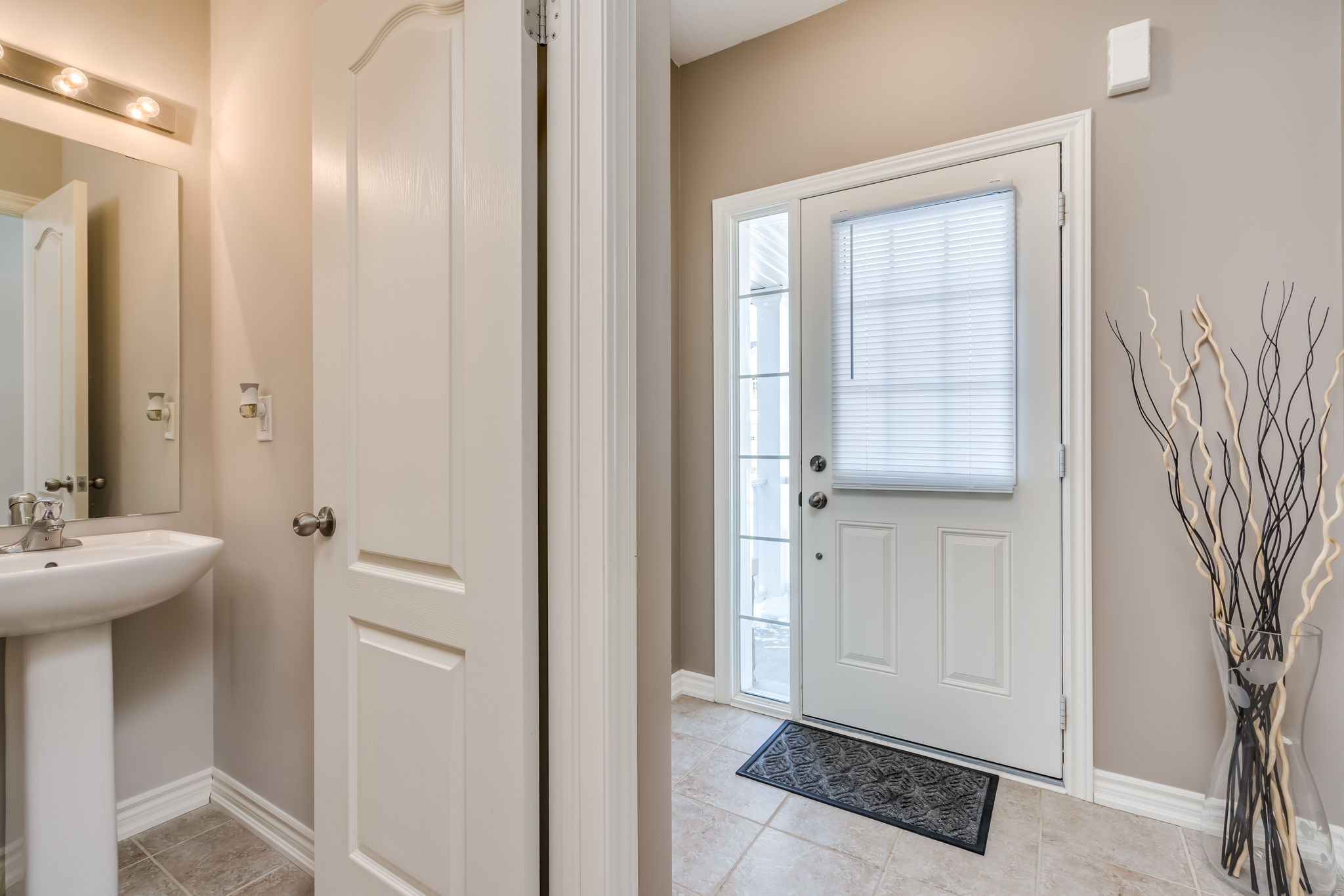  48 Courtney St, Fergus, ON N0B, US Photo 7