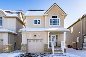  48 Courtney St, Fergus, ON N0B, US Photo 2