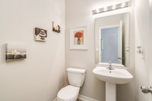  48 Courtney St, Fergus, ON N0B, US Photo 5