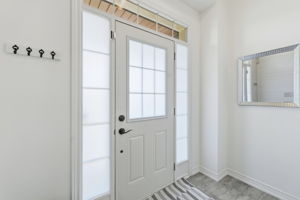 43 Cupples Farm Ln, East Gwillimbury, ON L0G 1M0, Canada Photo 4