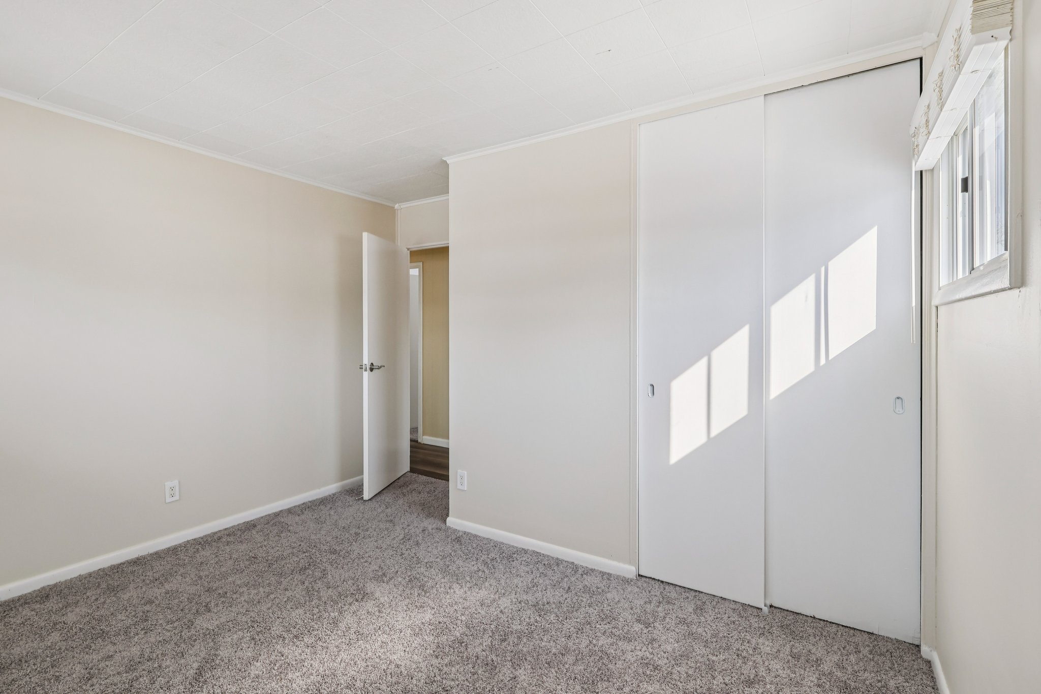 Gunnison Ct-S1102-027.jpg