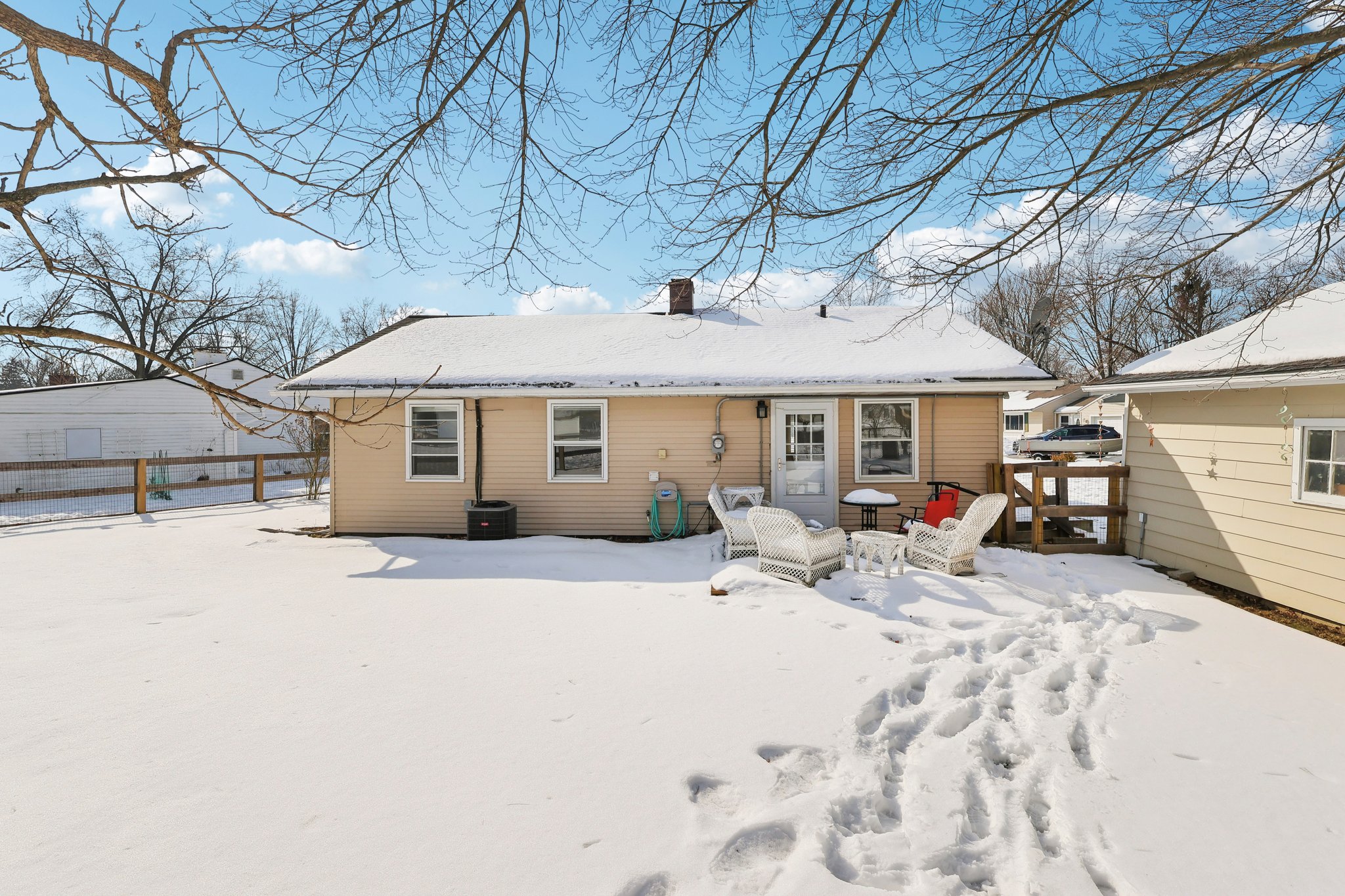 Gunnison Ct-S1102-032.jpg