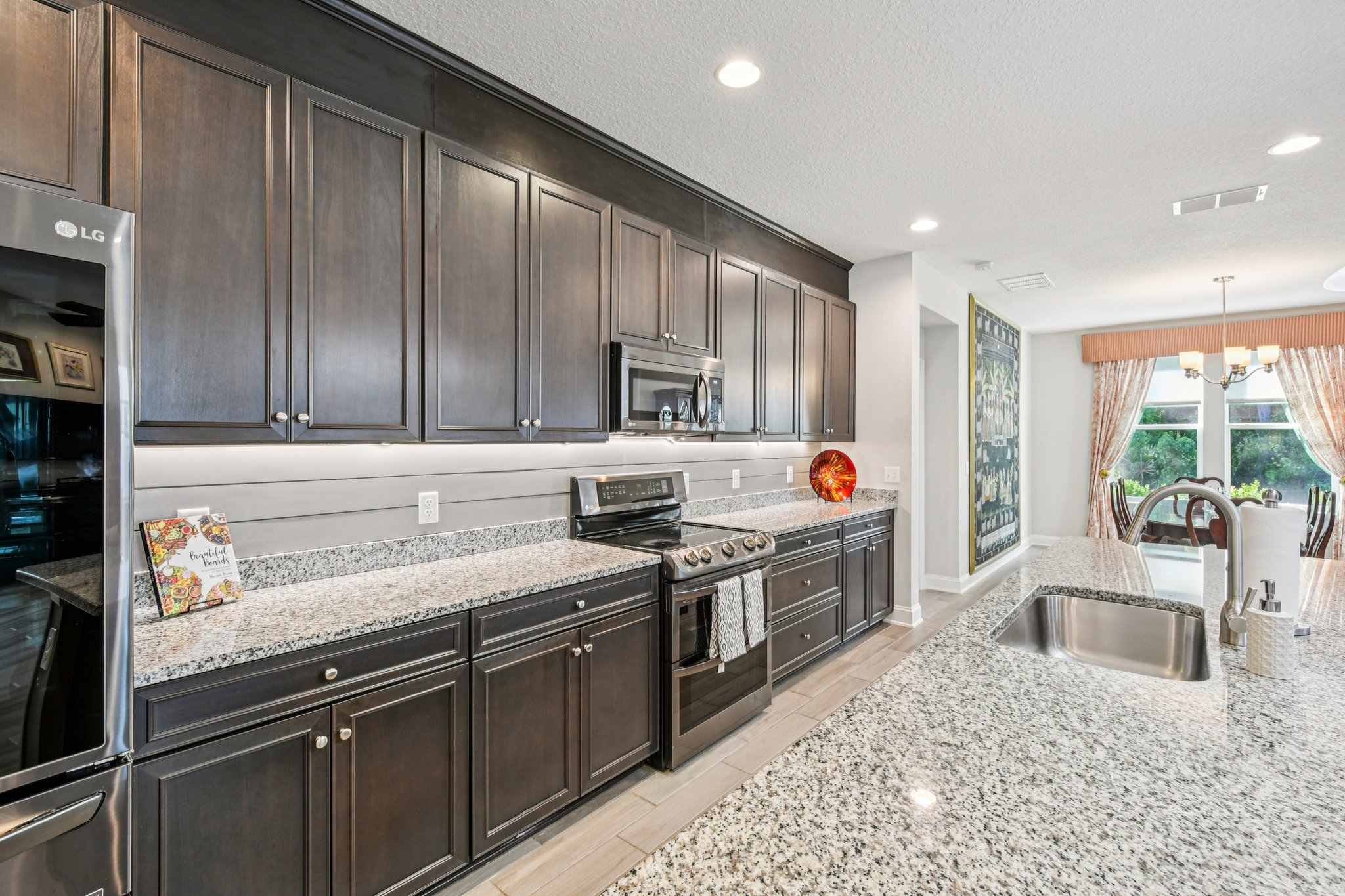 - 48 Indian Grass Dr-S1804-012.jpg