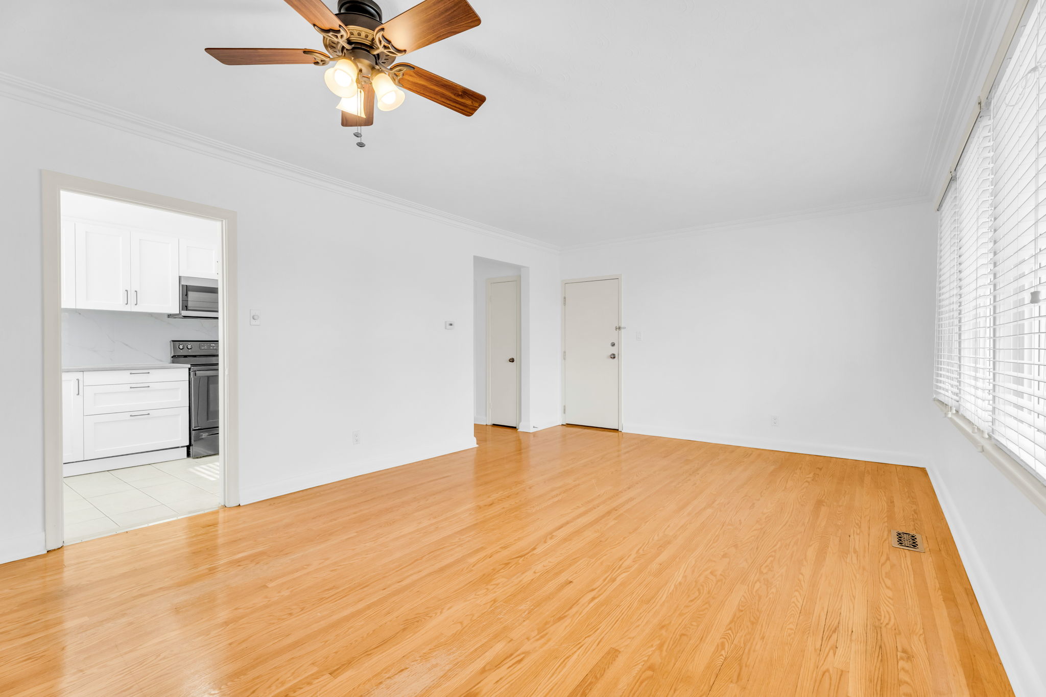Living/Dining Room