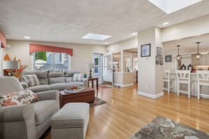 Newman St-S1309-010.jpg