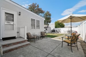 Newman St-S1309-034.jpg