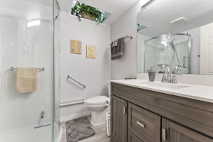  Photo 31