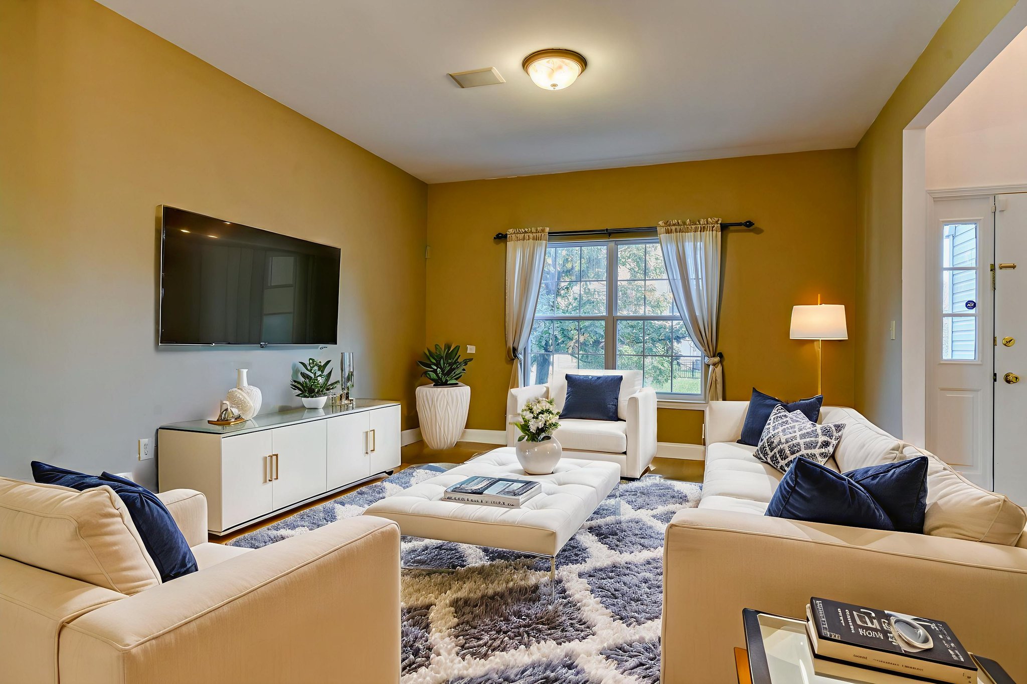 DSC_3844_32 virtually staged.jpeg