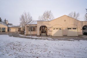  Photo 0