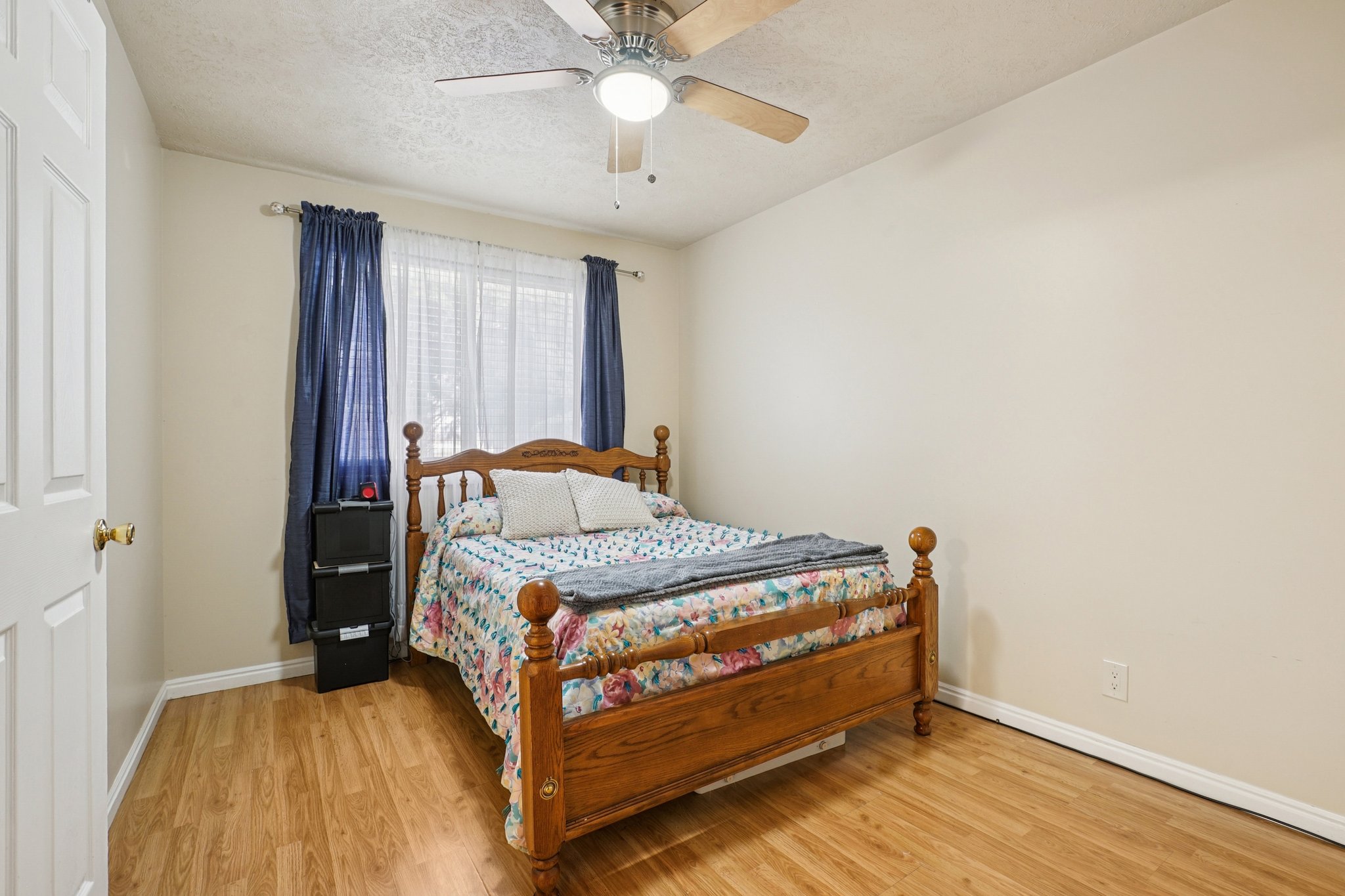 W San Rafael Ct-S1702-012.jpg