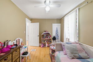  Photo 32