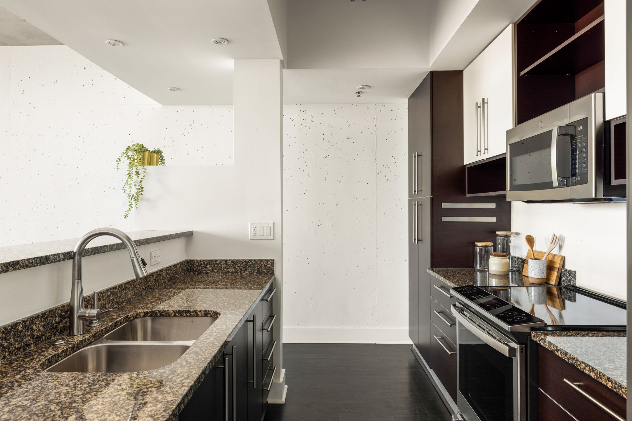 20251103_480jwd_dorfman035