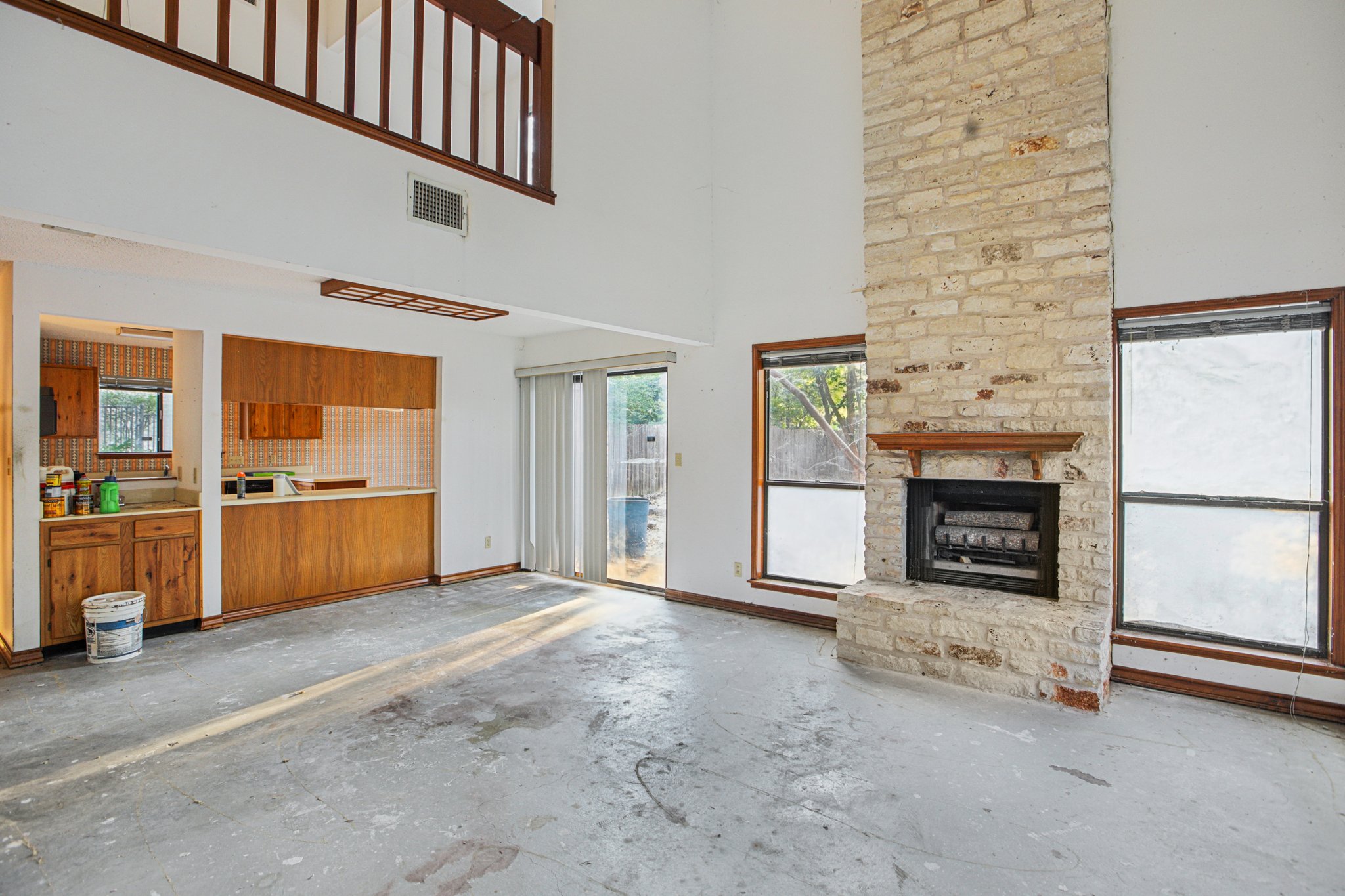 Leeward Ct-S1308-006.jpg