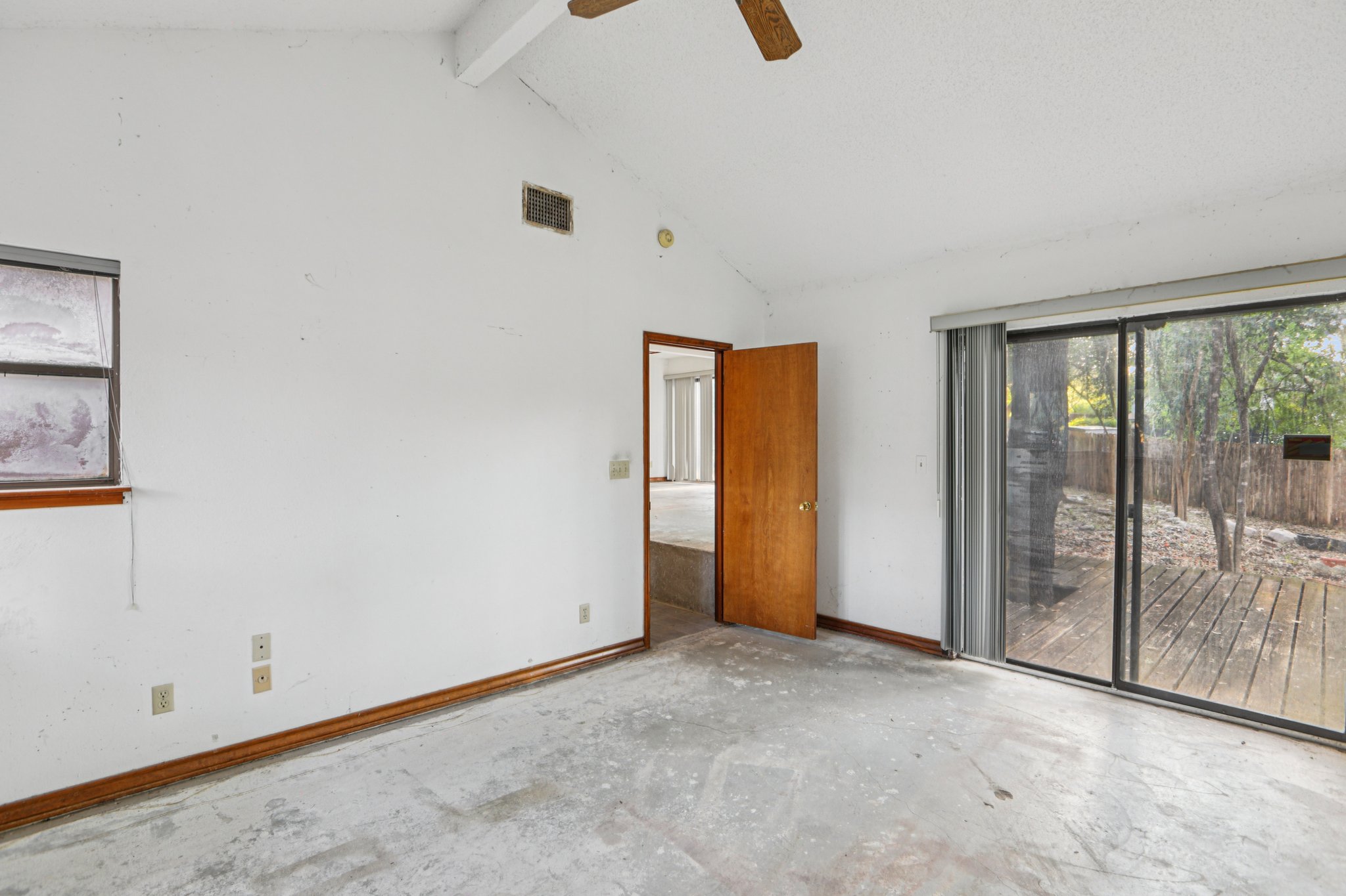 Leeward Ct-S1308-015.jpg