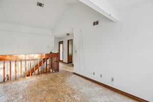 Leeward Ct-S1308-020.jpg