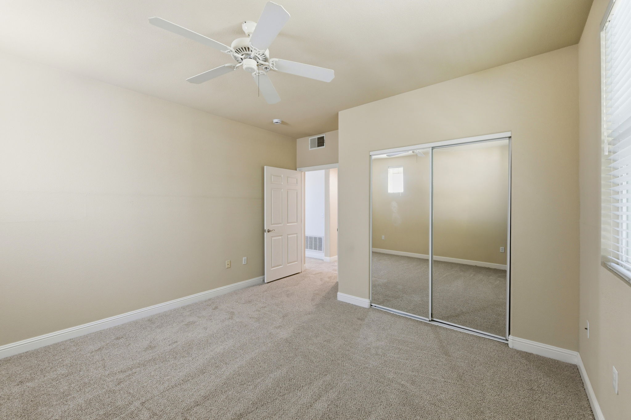 015_F8_4800 Westlake Pkwy 610