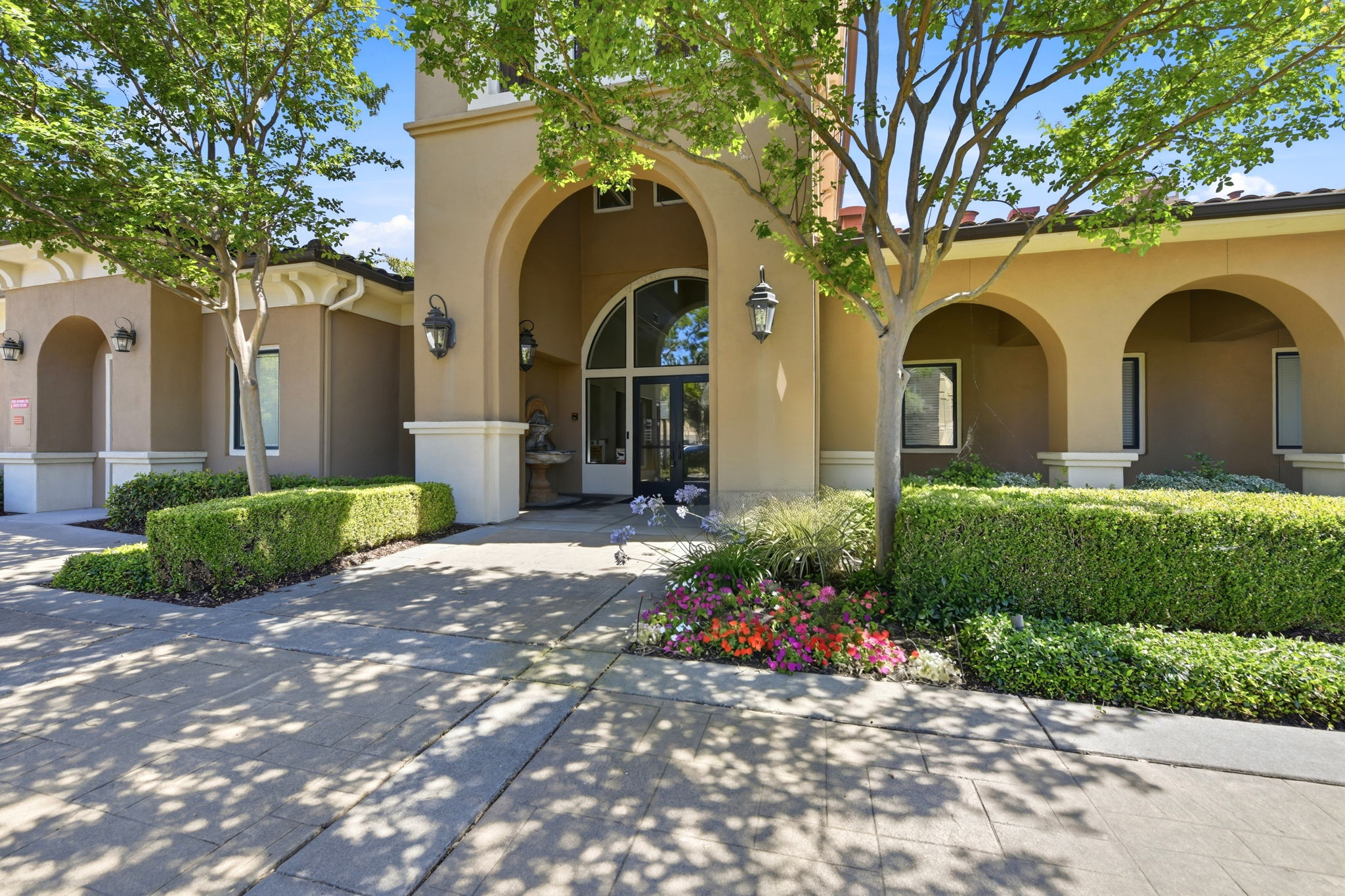 027_F8_4800 Westlake Pkwy 610