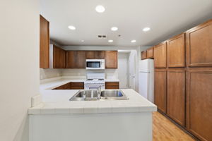 007_F8_4800 Westlake Pkwy 610