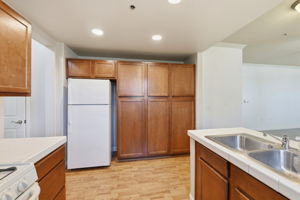012_F8_4800 Westlake Pkwy 610