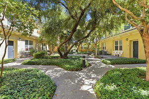 021_F8_4800 Westlake Pkwy 610