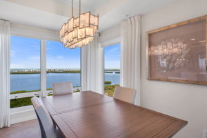 Breakfast Room