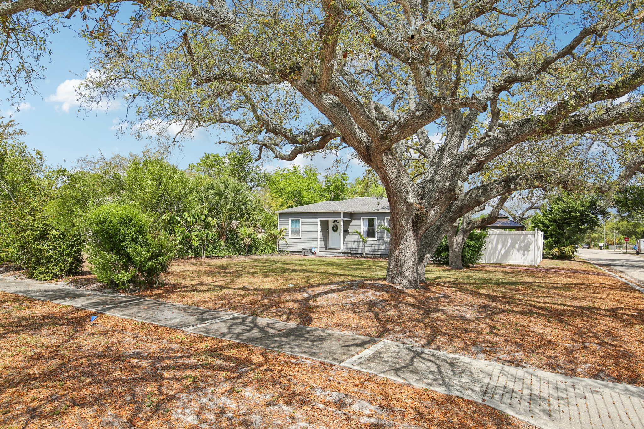 Emerson Ave-S0404-002.jpg