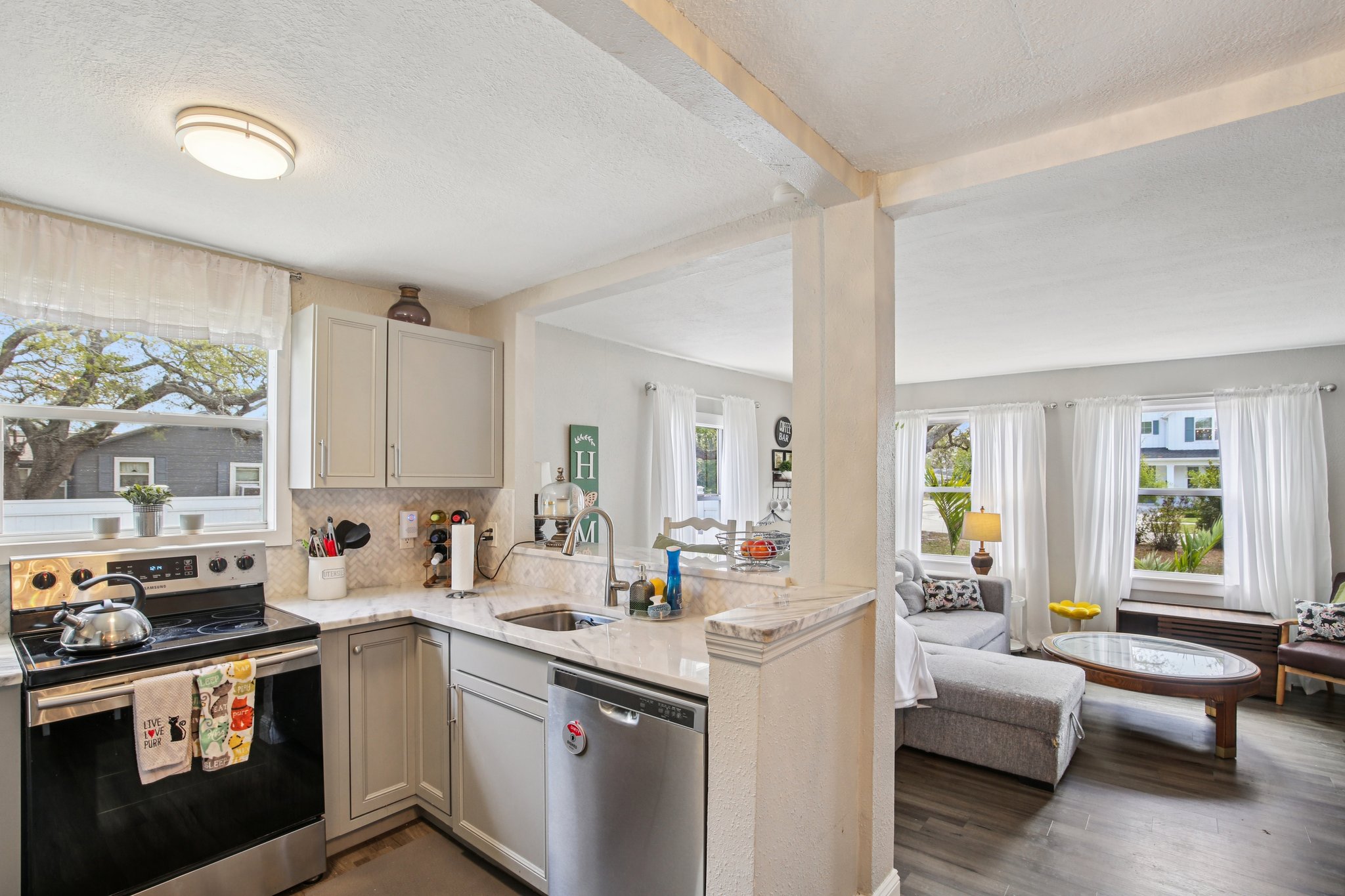 Emerson Ave-S0404-011.jpg