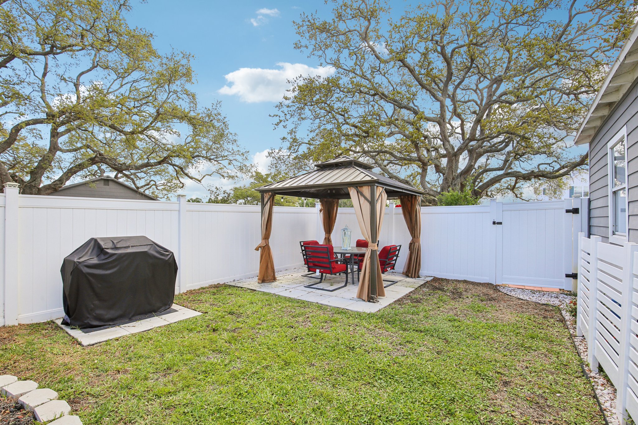 Emerson Ave-S0404-027.jpg