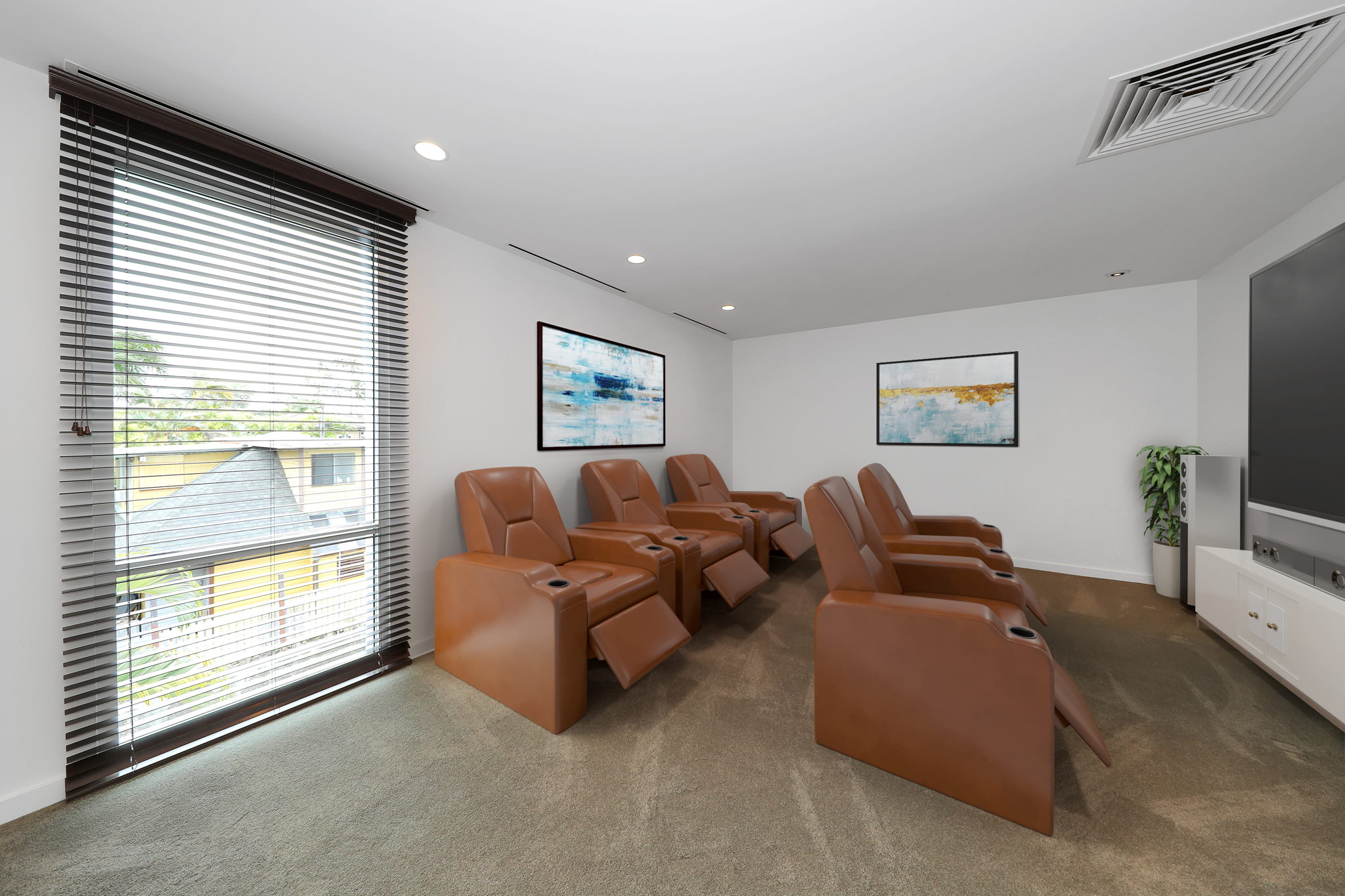 Home theater room with separate air conditioning control