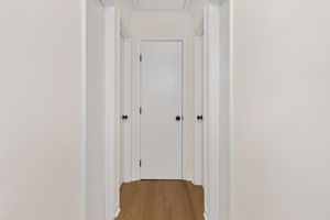  Photo 39
