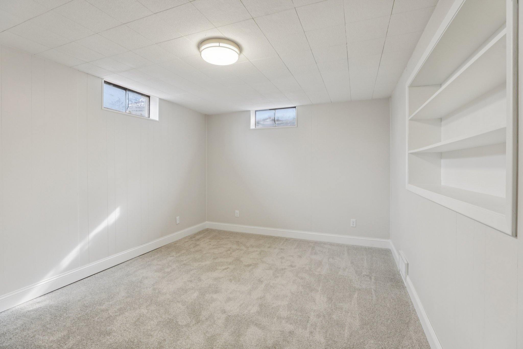 S Hill Dr-S2802-028.jpg