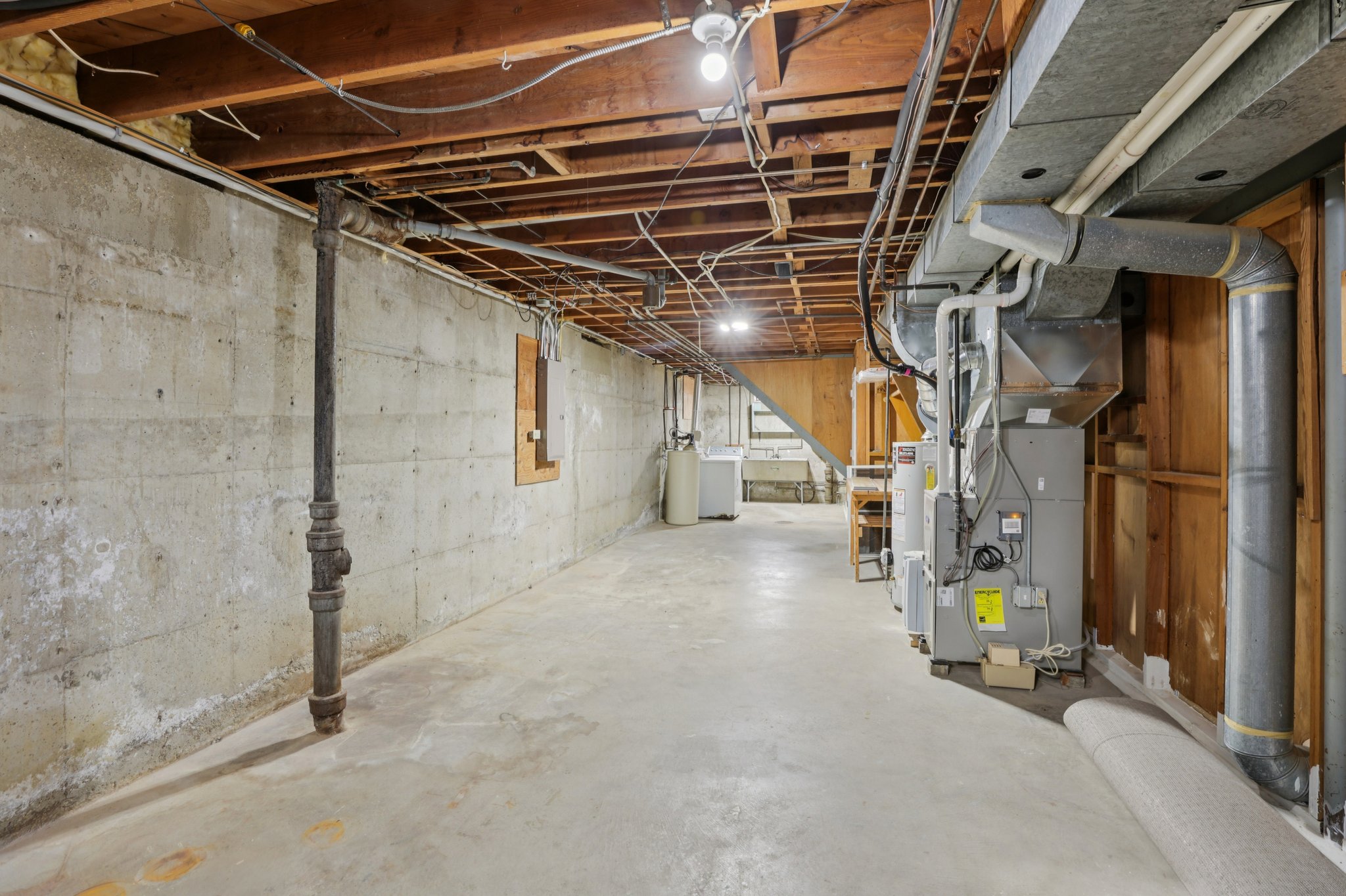 S Hill Dr-S2802-033.jpg