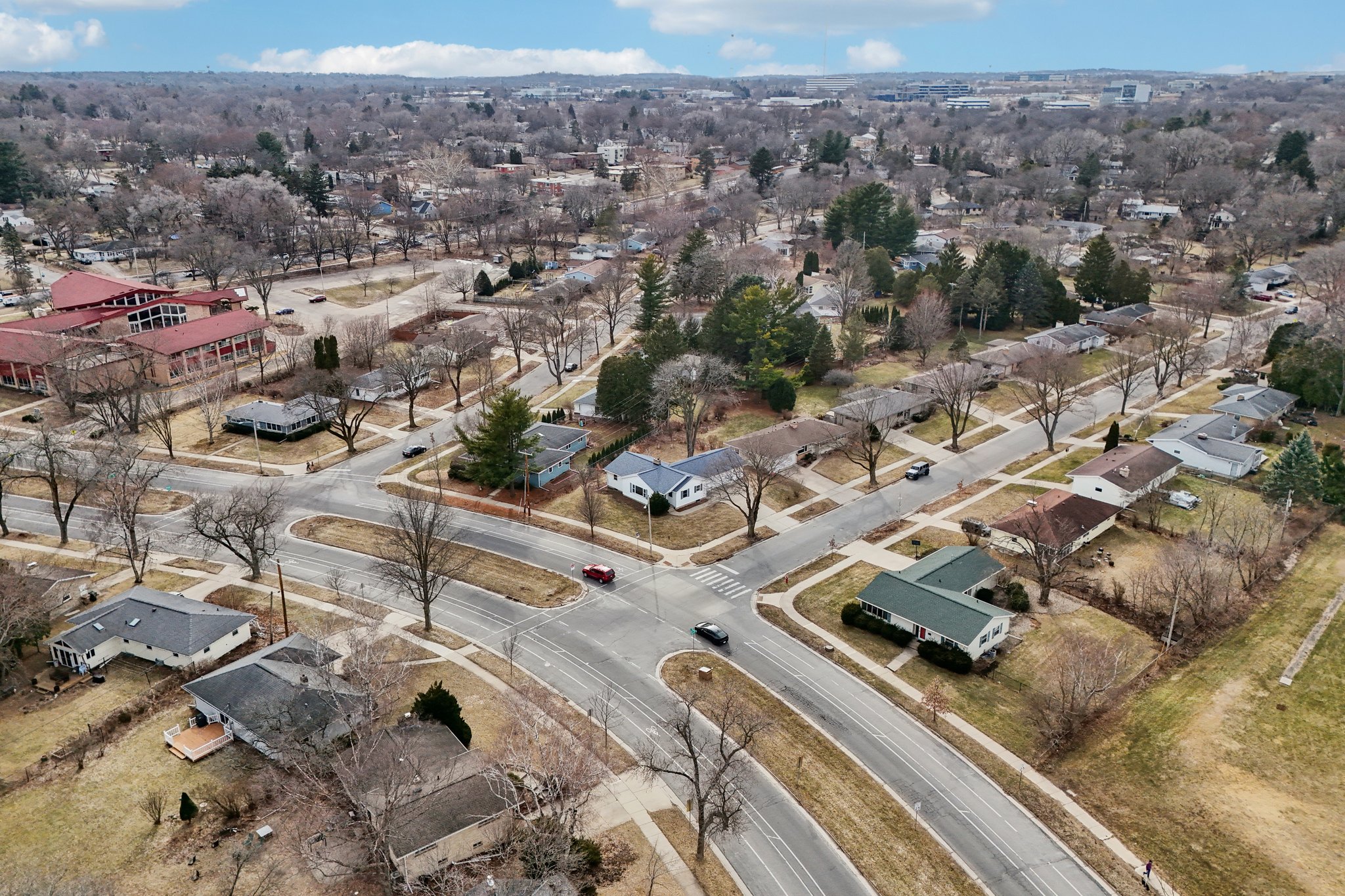 S Hill Dr-S2802-043.jpg