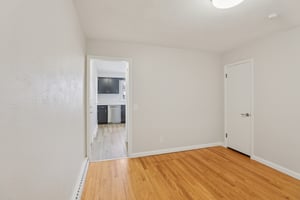 S Hill Dr-S2802-015.jpg