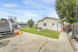  Photo 23