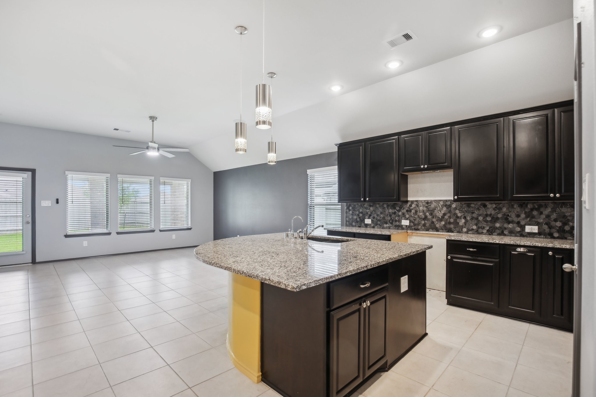 Cedar Butte Ln-1604-012.jpg