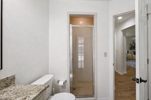 Bathroom 3 - 495A8013