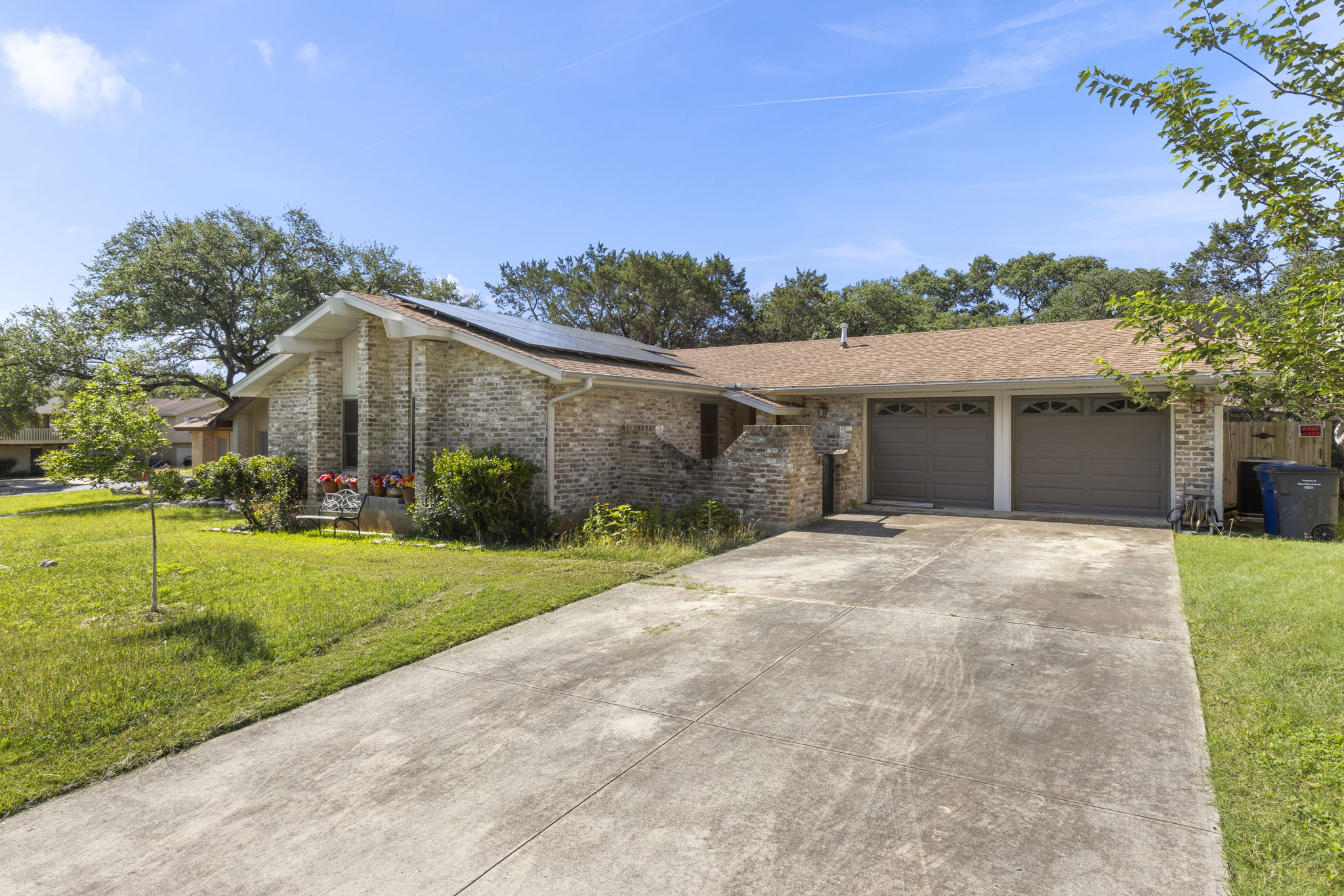  Photo 50