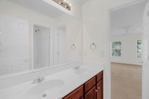 4802 Tradition Way-42