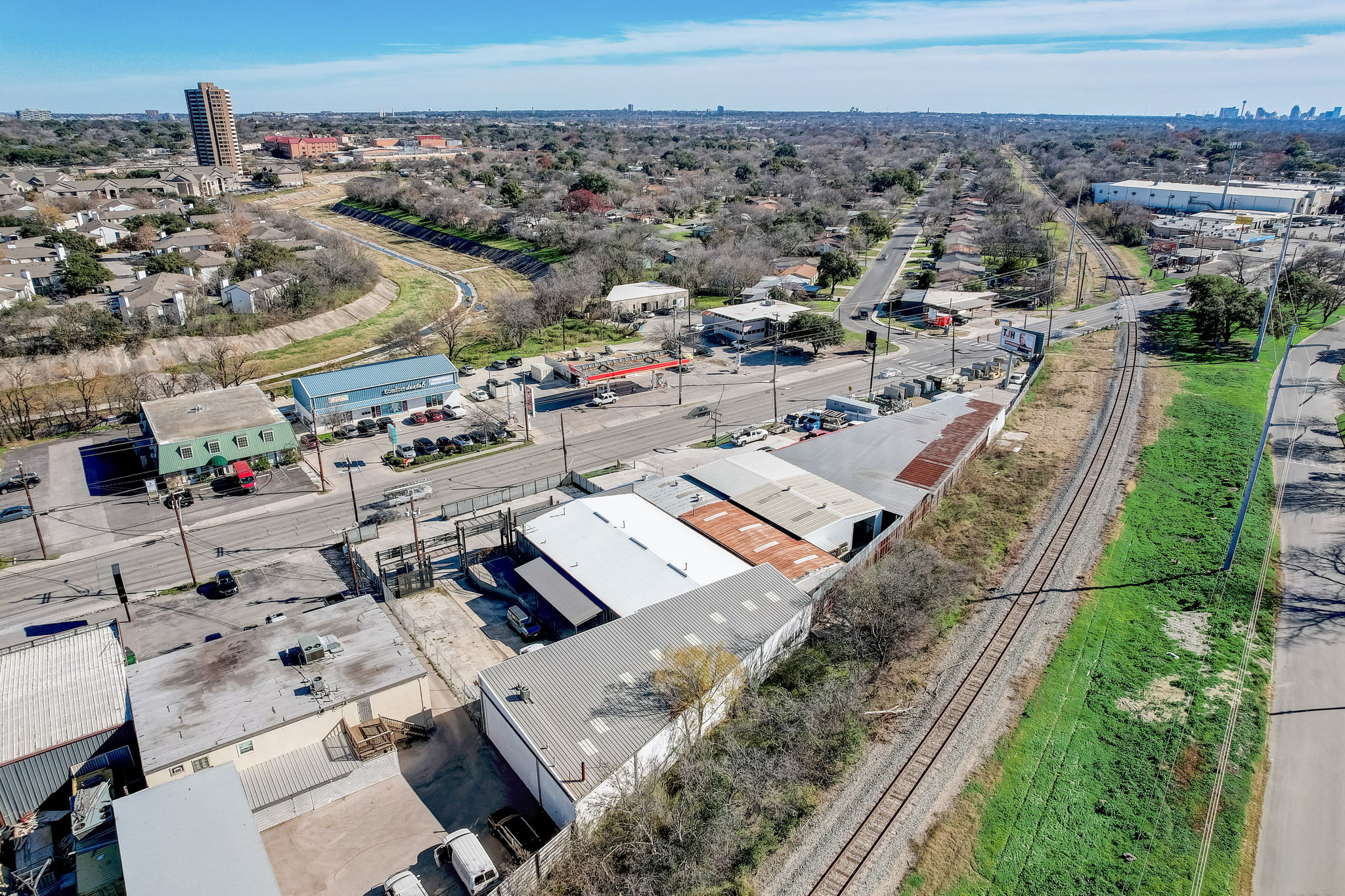 West Ave-070
