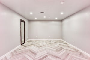 West Ave-045