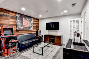 West Ave-030