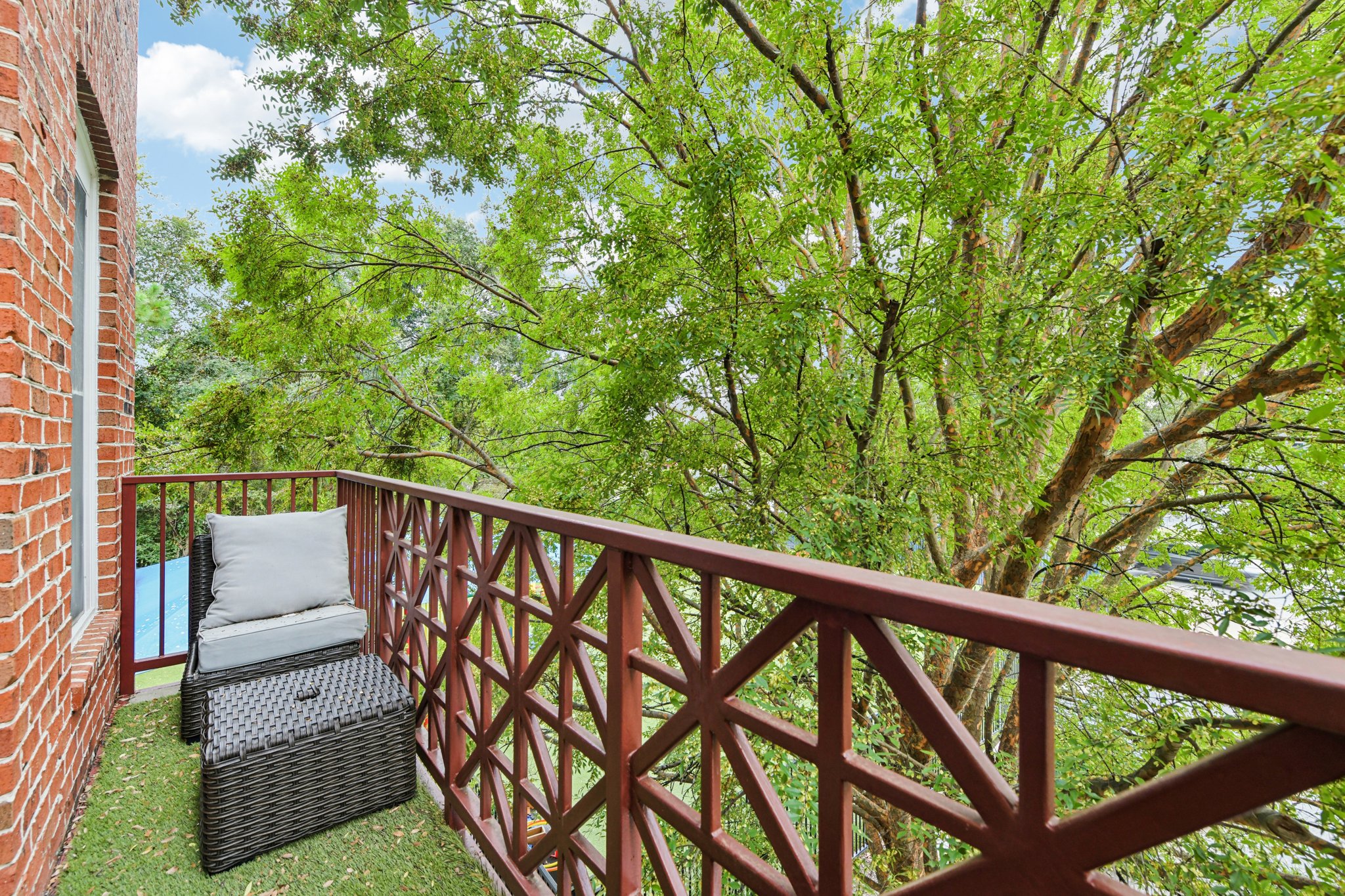 Ivy Ridge Dr SE-S1010-037.jpg