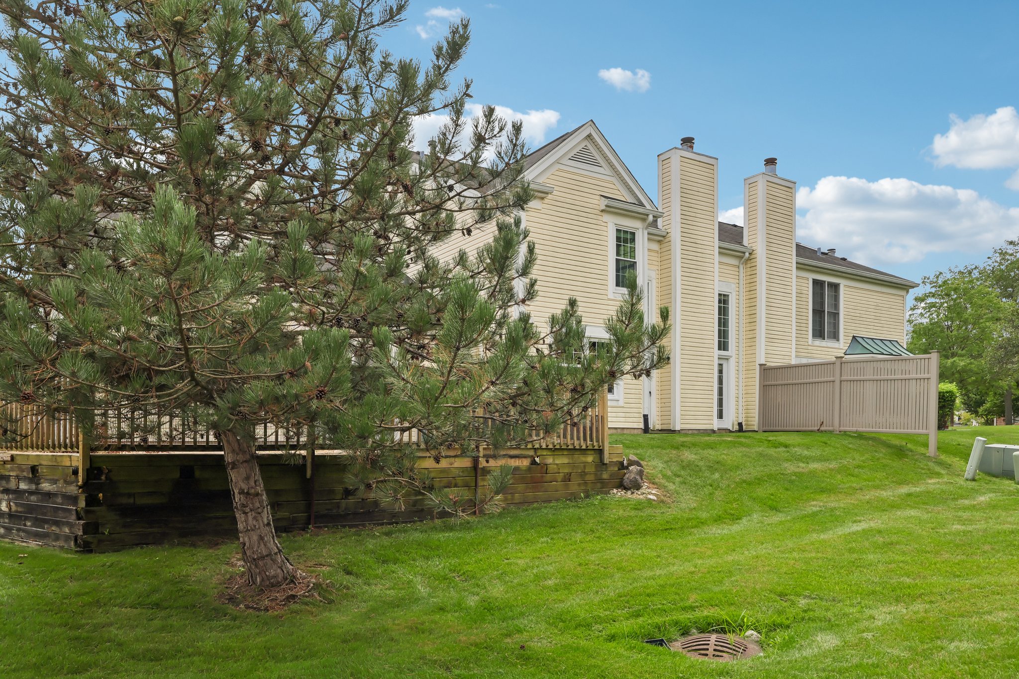 Turnberry Dr-S0808-032.jpg