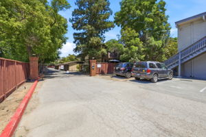 033_F8_4805 Clayton Rd 12