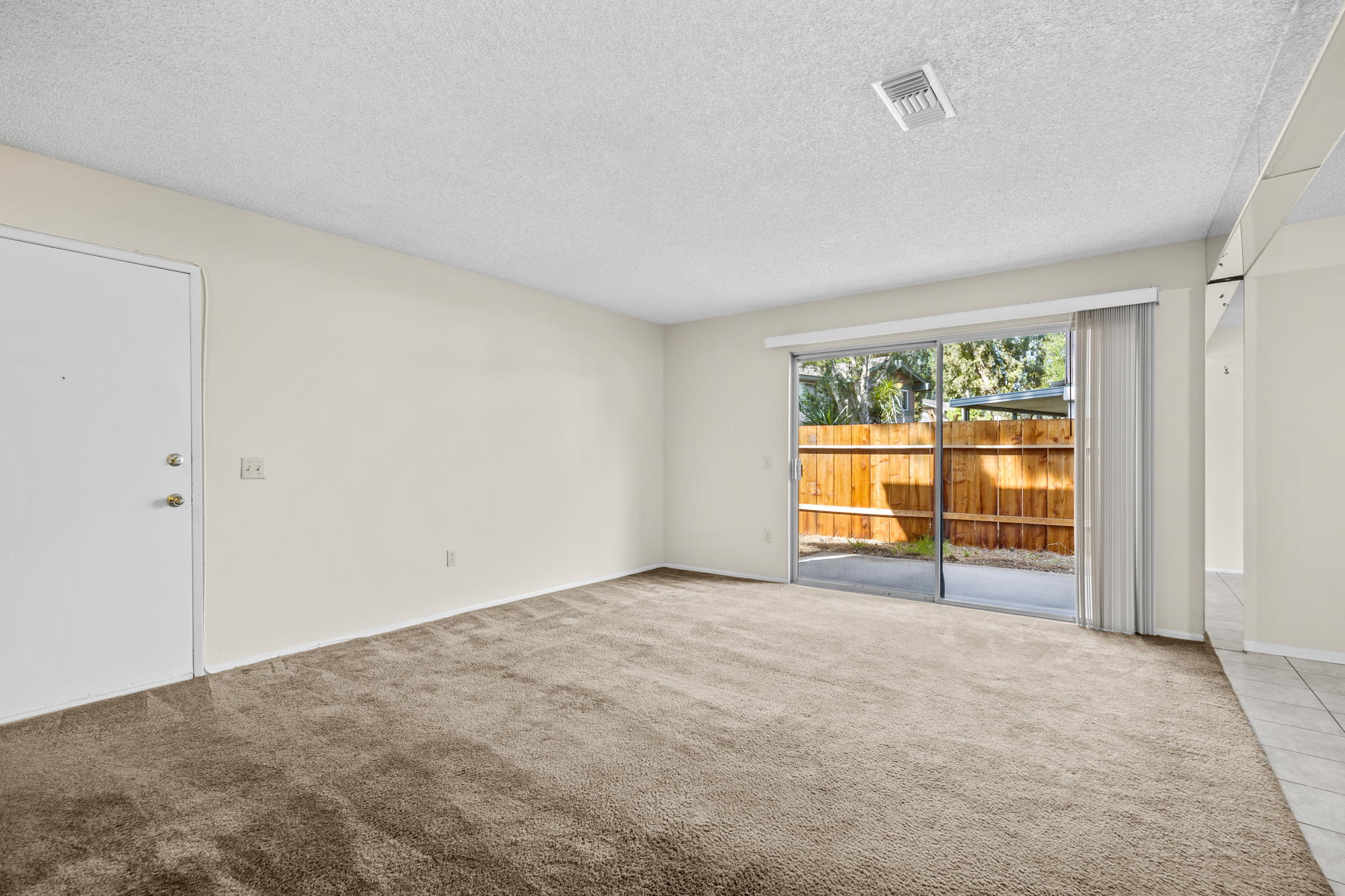 4805 Jackson St, Riverside, CA 92503, USA Photo 6