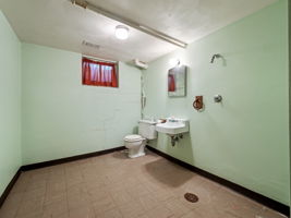  Photo 37