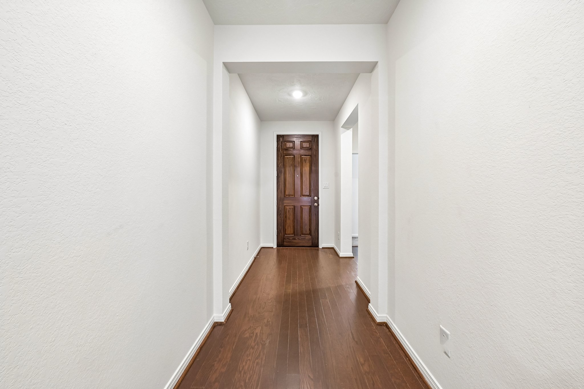 Seven Oaks Ln-S1505-005.jpg