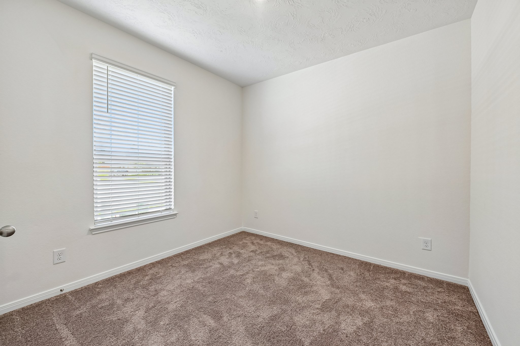 Seven Oaks Ln-S1505-016.jpg