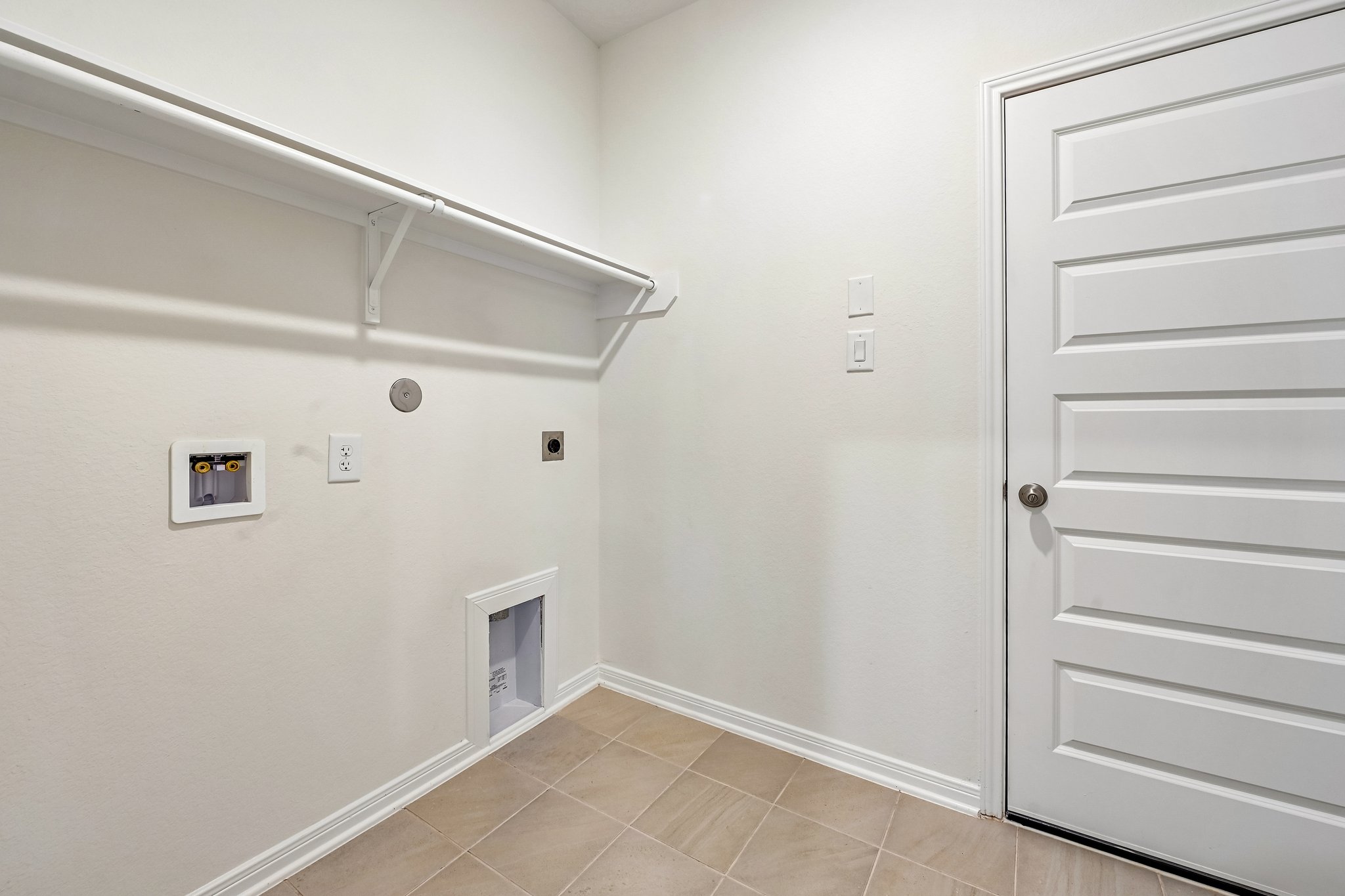 Seven Oaks Ln-S1505-022.jpg